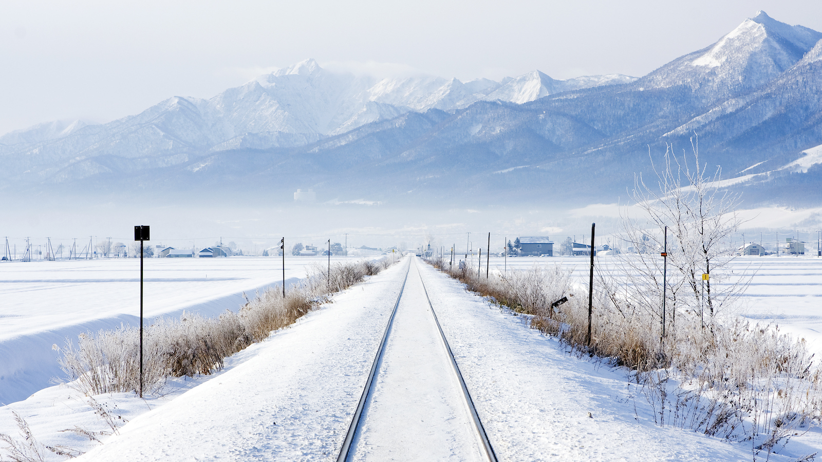 Tailor-made ski holidays to the Hakuba Valley | Different Snow