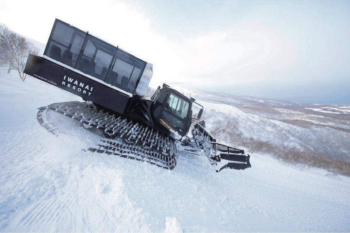 Cat Skiing at Iwanai - Activities