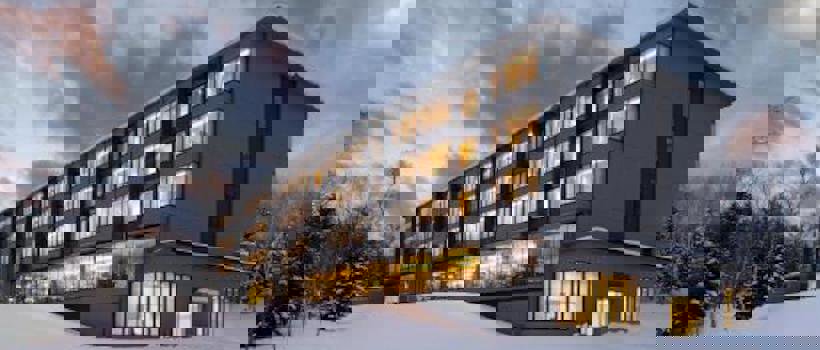 Higashiyama Niseko Village - Accommodation